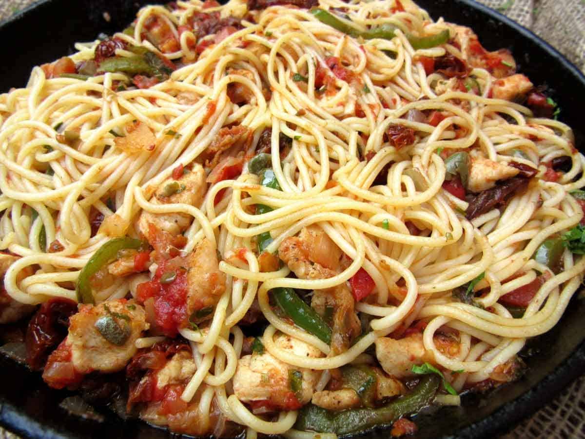 Spaghetti With Capers Chicken And Sun Dried Tomatoes
