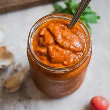 Easy-Roasted-Tomato-Sauce-Recipe