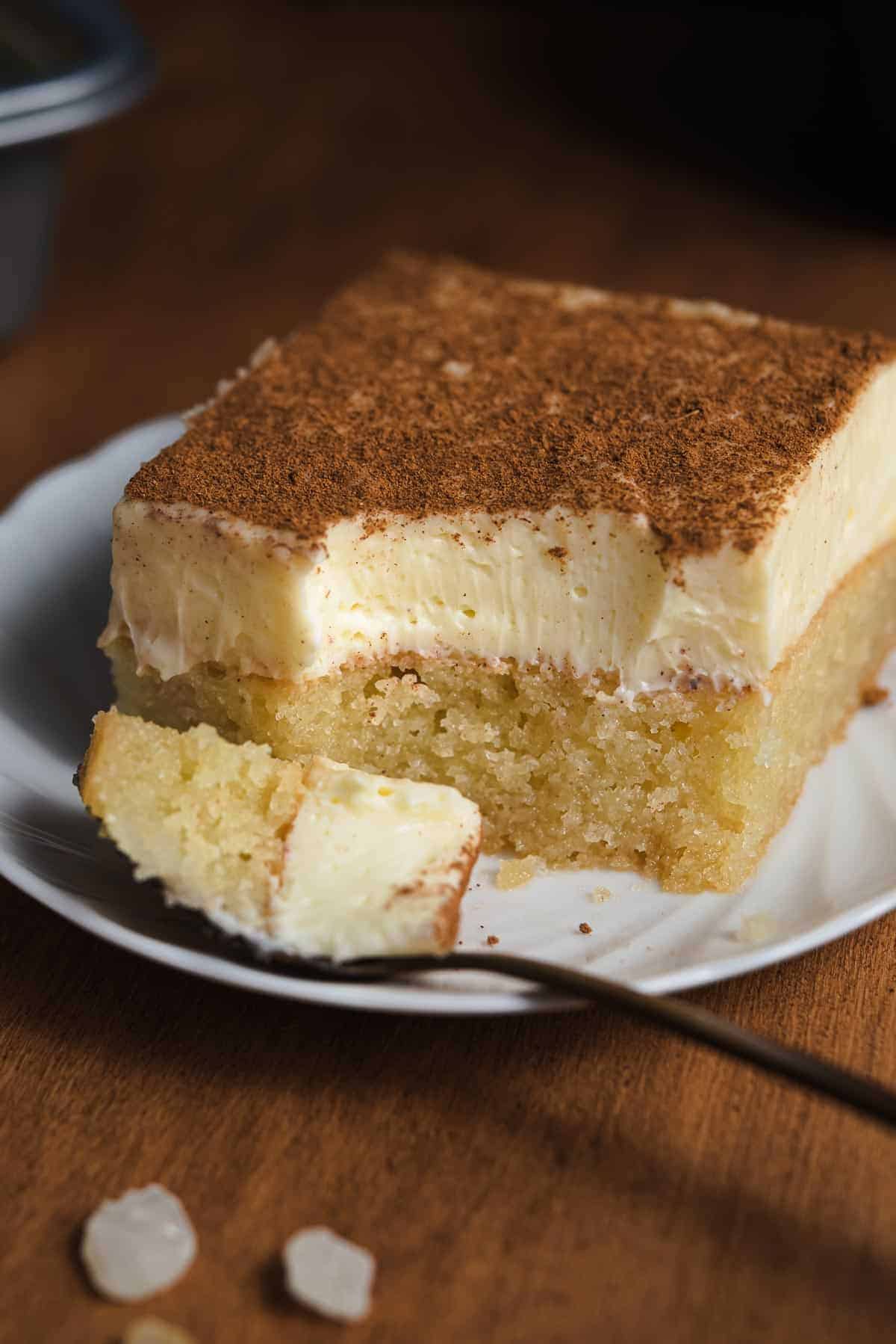Cake With Vanilla Custard