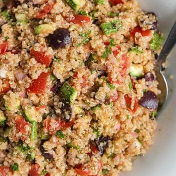 Healthy-Greek-Quinoa-Salad-Recipe
