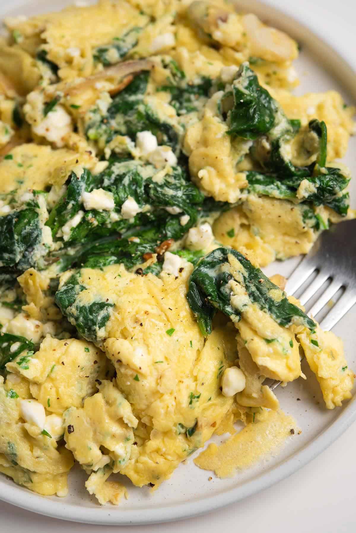 Scrambled Eggs With Feta And Spinach