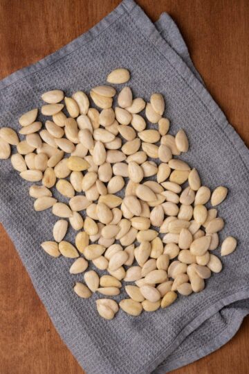 How To Blanch Almonds Easily - Real Greek Recipes