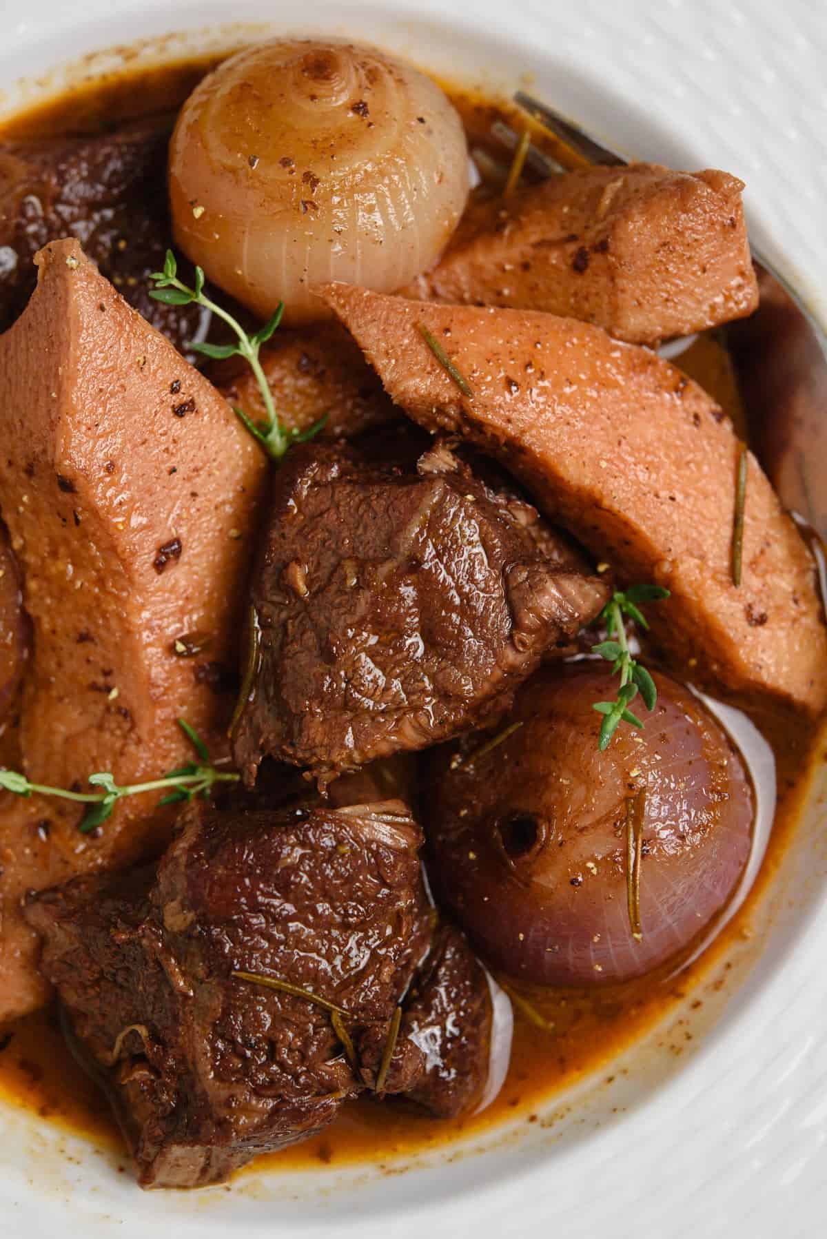 Greek Beef Stew With Red Wine