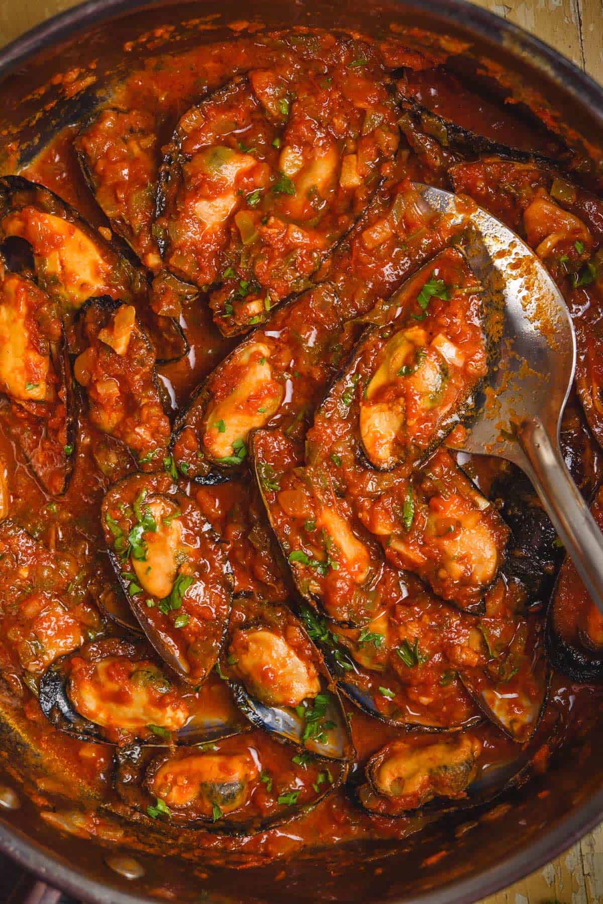 Mussels In Red Sauce