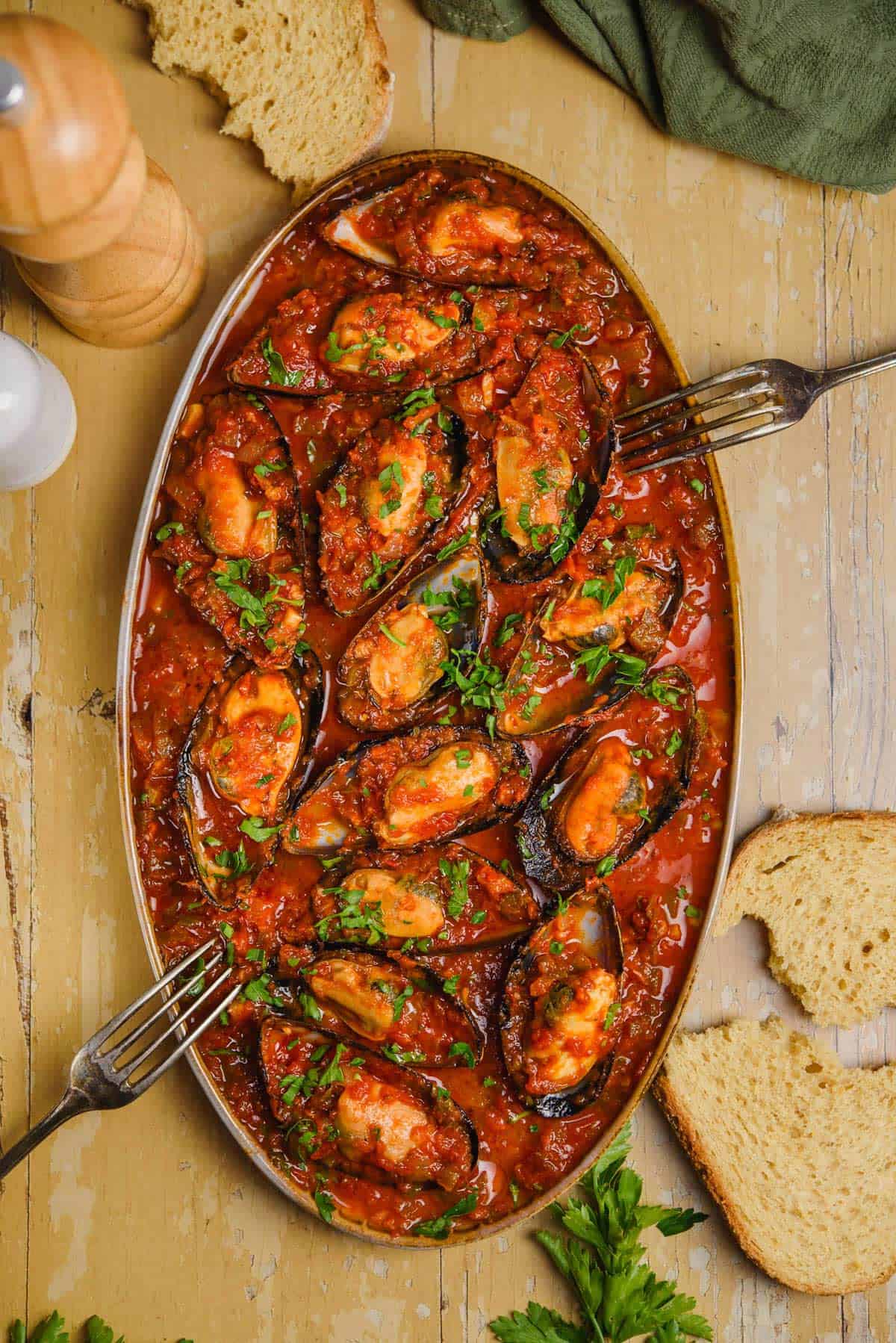 Mussels In Tomato Sauce