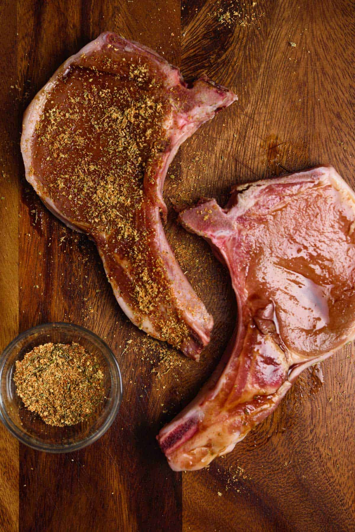 Marinating Air-Fryer Pork Chops