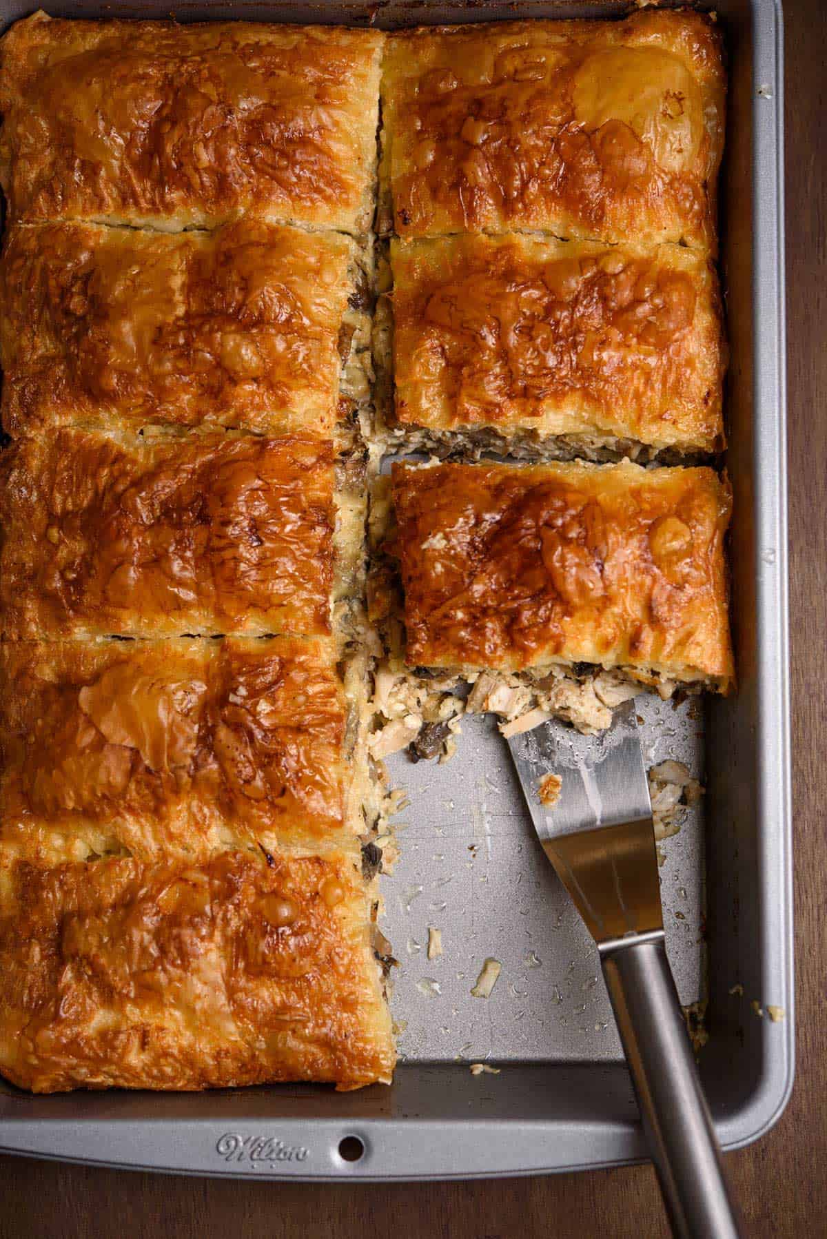 Creamy Chicken Pie With Mushrooms